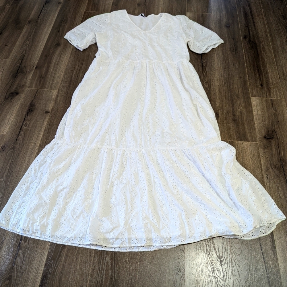 Plus Size Tall Elegant White Eyelet Dress Sz 18